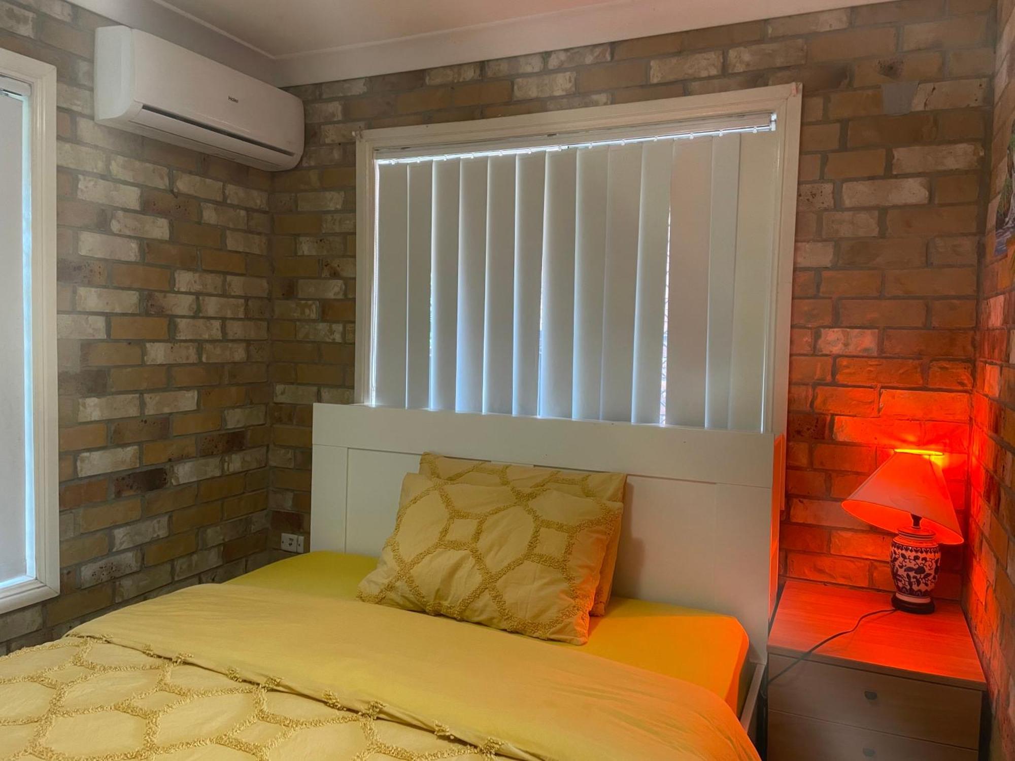 Spacious Unit Apartment Rochedale South