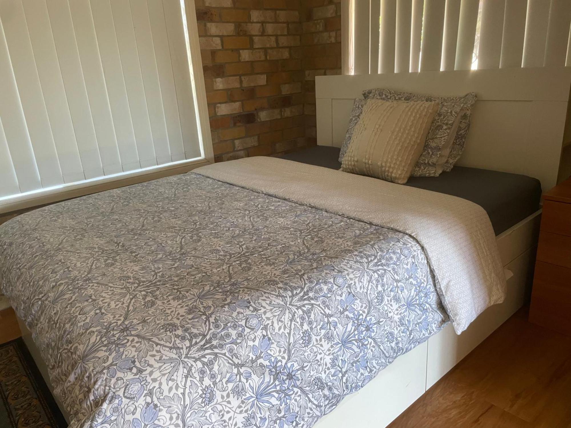Spacious Unit Apartment